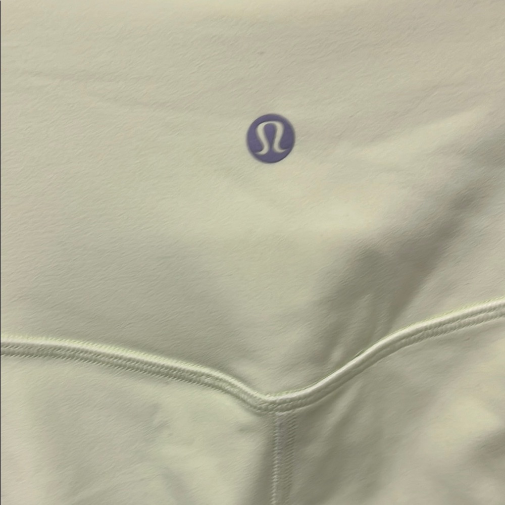 Women's Lululemon Align Neon Green High-Waisted Leggings. Size 4, Faded Zap 28” - Picture 5 of 6